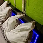 Happyhome Bahnhofnah Gemuetlich Familiaer アパート アルンシュタット