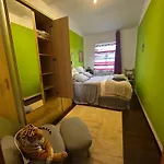 Happyhome Bahnhofnah Gemuetlich Familiaer アルンシュタット