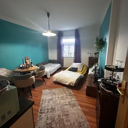 Happyhome Bahnhofnah Gemuetlich Familiaer アルンシュタット