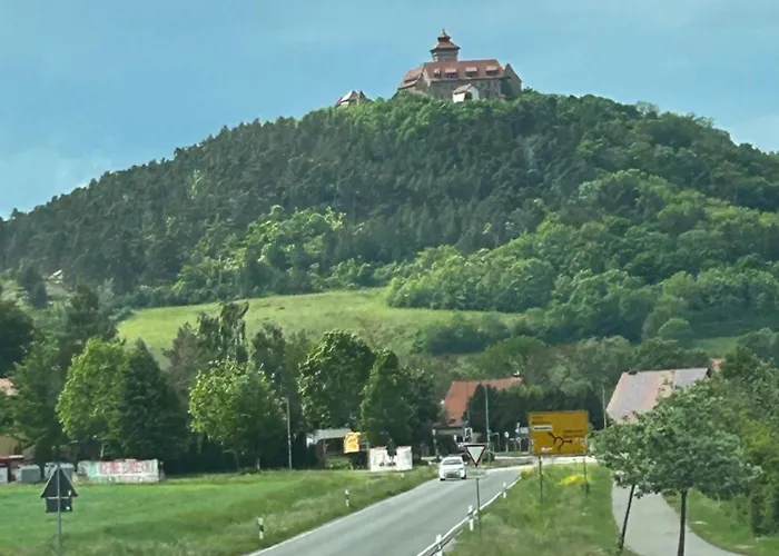 Happyhome Bahnhofnah Gemuetlich Familiaer Апартаменты Арнштадт